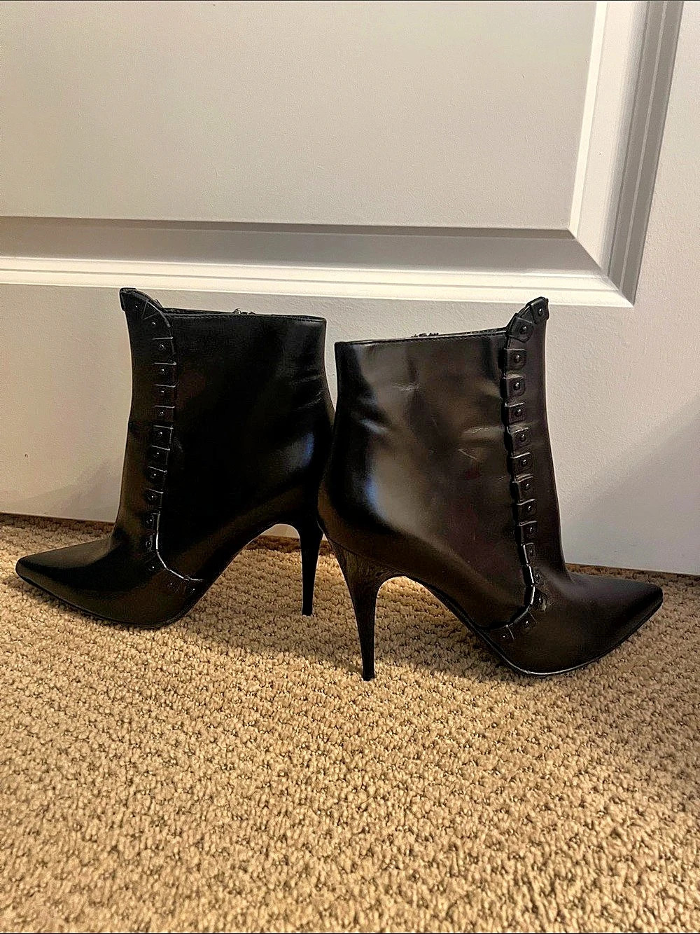Burberry Black Pointed-Toe Stiletto Ankle Boots-authentic